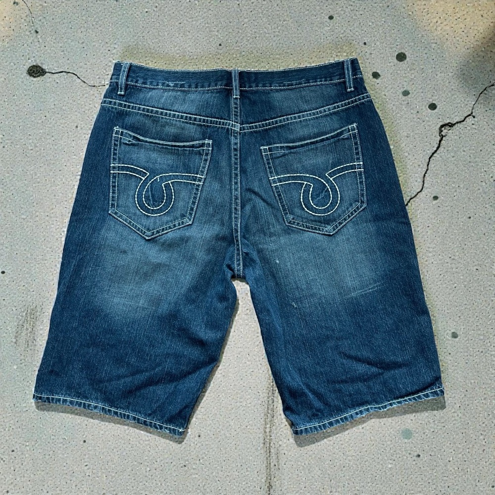 vintage baggy embroidered avirex jorts